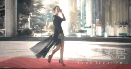 的仙女 还附赠让人喷鼻血的美背 是的,她瘦下来了, 土了半辈子的闫妮